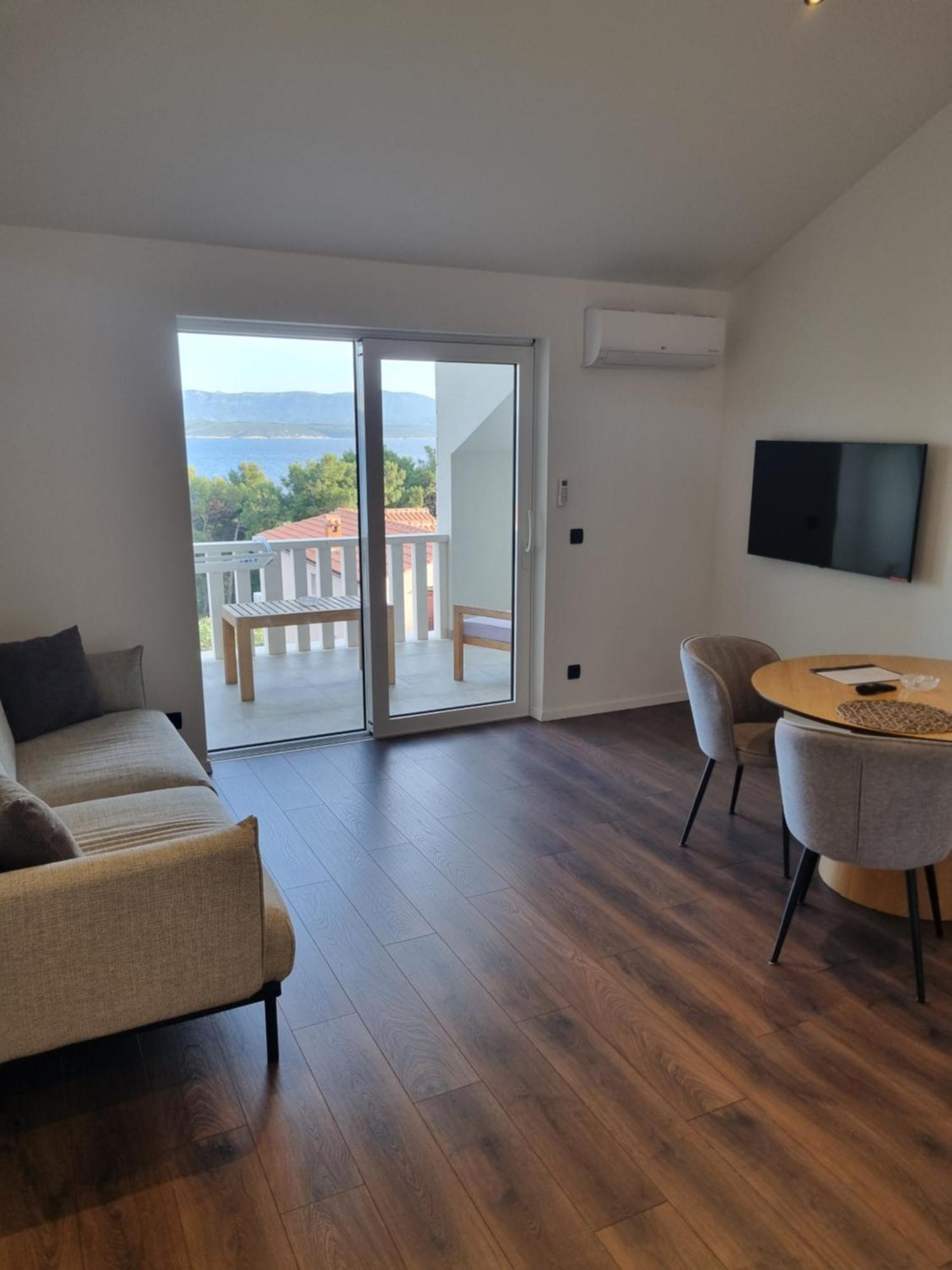 Villa Mila Bol Ngoại thất bức ảnh